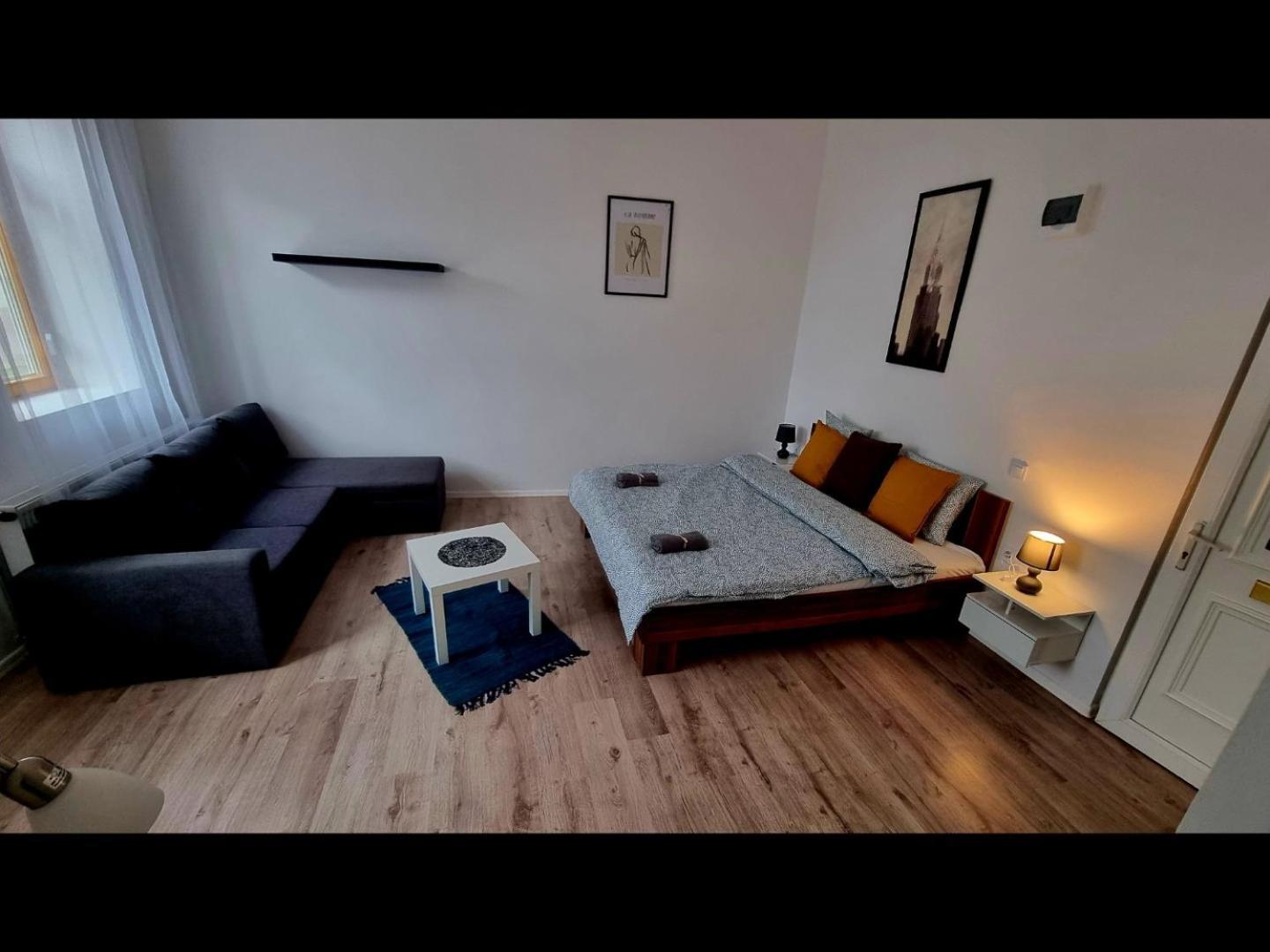 Dama Apartments 埃格尔 外观 照片