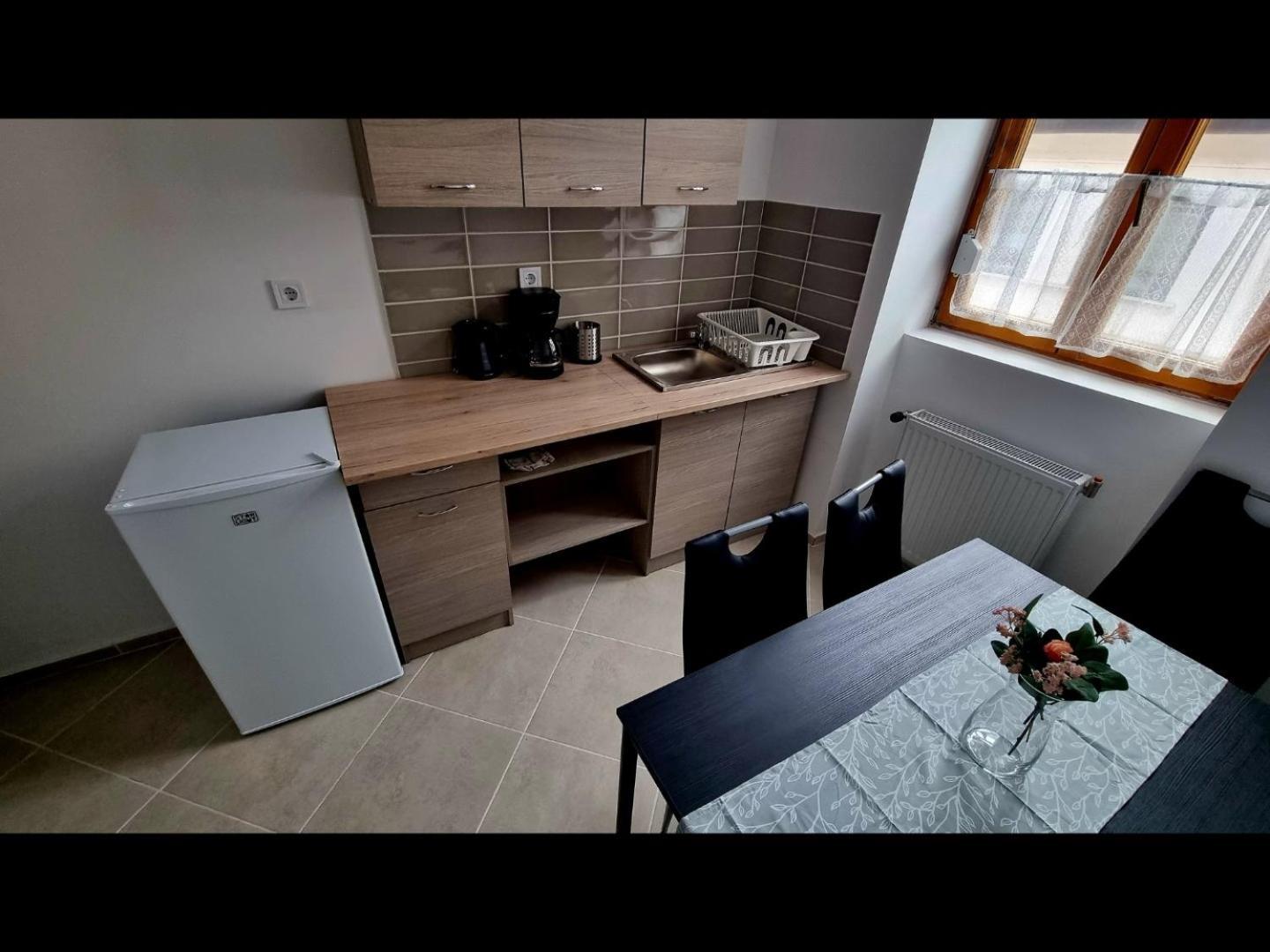 Dama Apartments 埃格尔 外观 照片